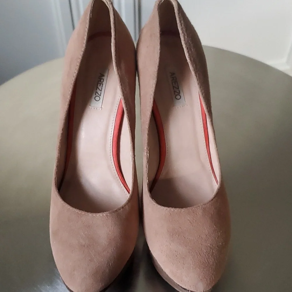 Arezzo size or